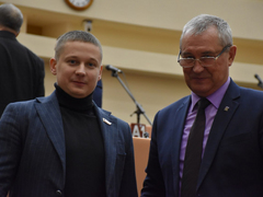 Охрана школ, зарплаты бюджетникам, выплаты по инвесткредитам: утверждены последние в 2025 году поправки в областной бюджет