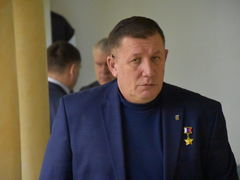 Охрана школ, зарплаты бюджетникам, выплаты по инвесткредитам: утверждены последние в 2025 году поправки в областной бюджет