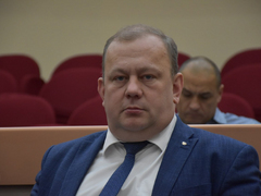 Охрана школ, зарплаты бюджетникам, выплаты по инвесткредитам: утверждены последние в 2025 году поправки в областной бюджет