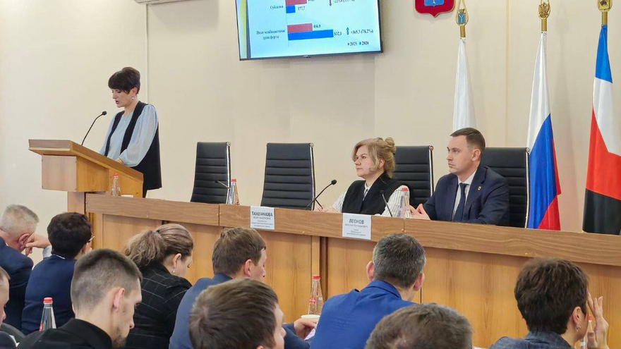 Принят бюджет Энгельсского района на 2026 год
