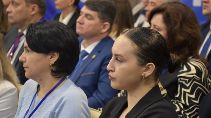Вовлеченность, ответственность, результат: Бусаргин призвал активно работать над новой программой Единой России