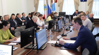 Закупка трамваев, пополнение резервного фонда, борьба с оползнем: предложены новые поправки в бюджет Саратова 2025 года