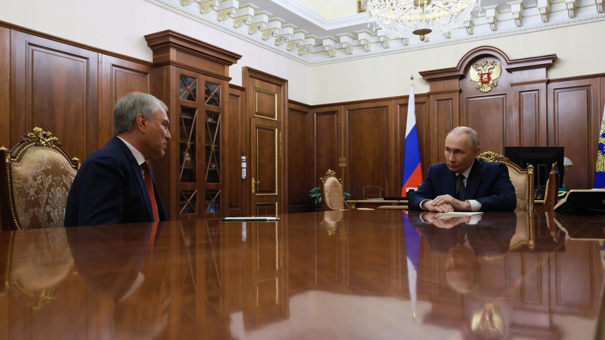 Путин поблагодарил Володина за боевую работу Госдумы