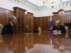 Путин поблагодарил Володина за боевую работу Госдумы