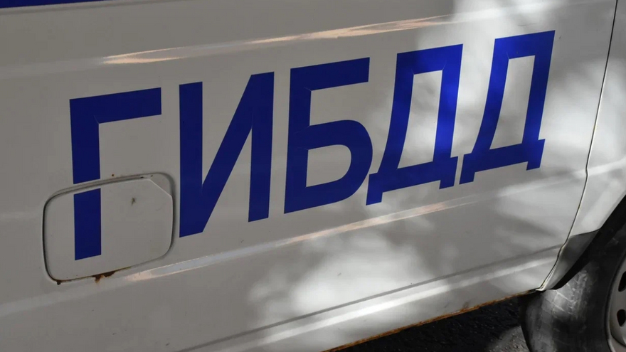 В Саратове два сотрудника ГИБДД брали взятки от подчиненных: возбуждено дело