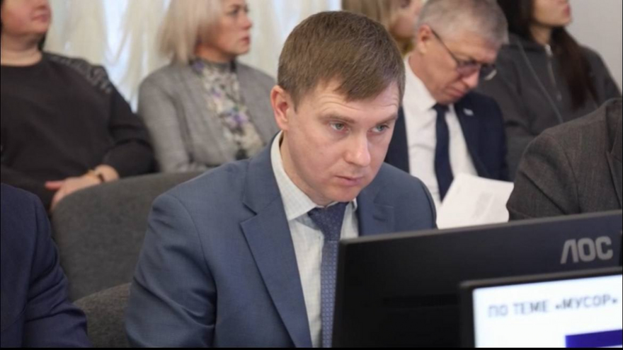 Саратовским коммунальщикам поручили круглосуточно дежурить в новогодние праздники