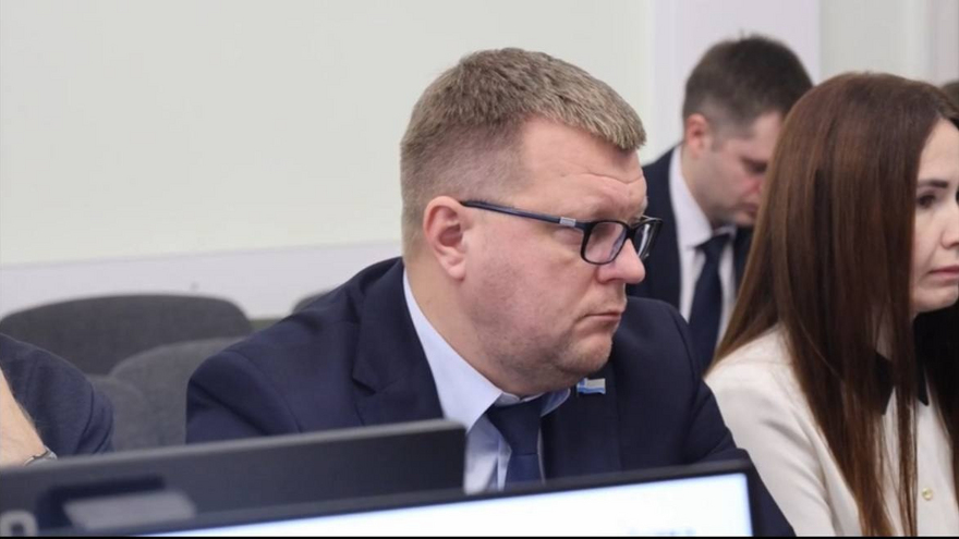 Саратовским коммунальщикам поручили круглосуточно дежурить в новогодние праздники