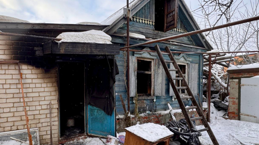 В первый день нового года на пожаре в Саратове погиб мужчина