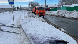 В Саратове завели уголовное дело после падения остановки на женщину
