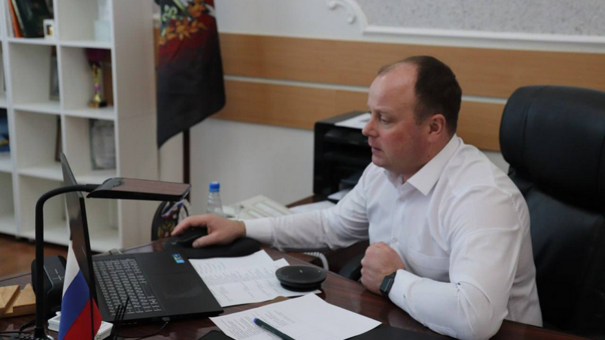 Михаил Захаров ушел с поста главы Балашовского района