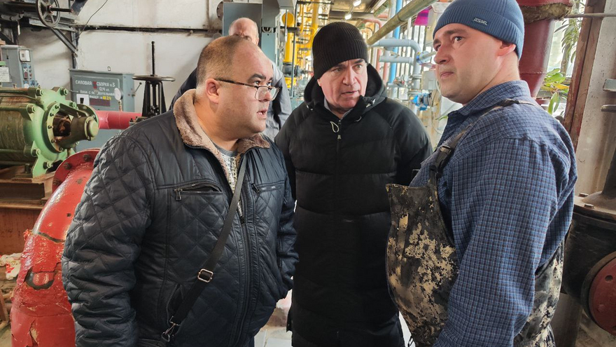 В Приволжском проверили работу котельных и отопление в жилых домах