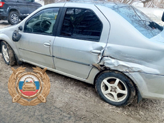 В Саратове водитель КамАЗа устроил ДТП у кладбища