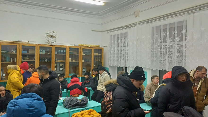 Пропавшего в Саратовской области подростка ищут с помощью БПЛА и снегоходов