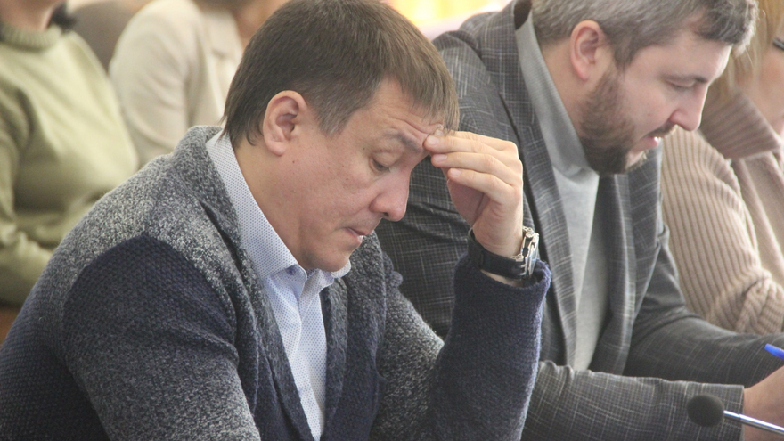 Во Фрунзенском районе снесли 176 незаконных рекламных баннеров