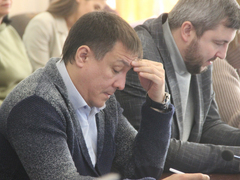 Во Фрунзенском районе снесли 176 незаконных рекламных баннеров