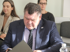 Во Фрунзенском районе снесли 176 незаконных рекламных баннеров