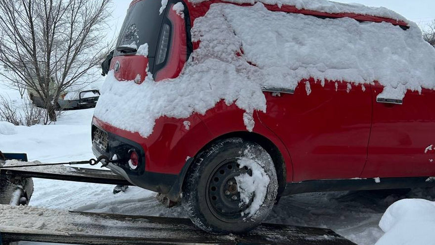 У развозившей контрафактный алкоголь предпринимательницы конфисковали KIA