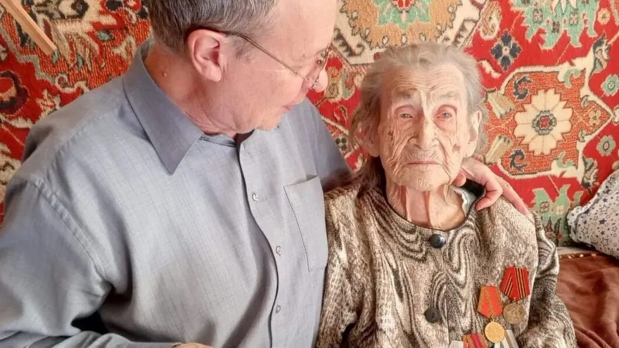 Президент Путин поздравил саратовского ветерана со 103-летием