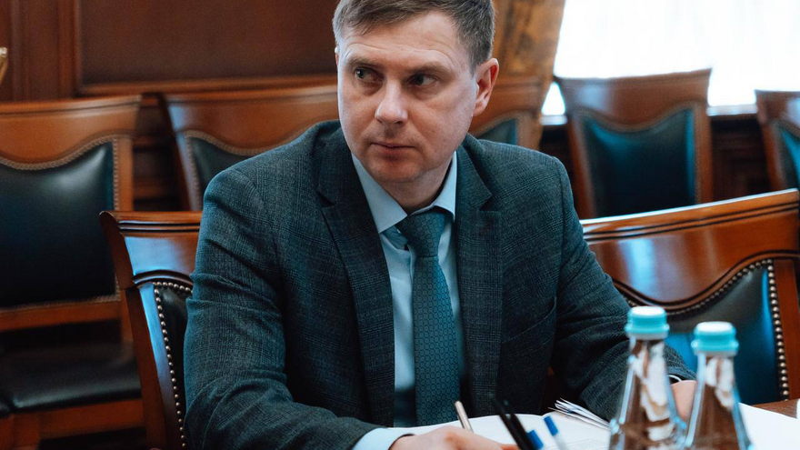 Исаев потребовал усилить борьбу с гололедом в Саратове