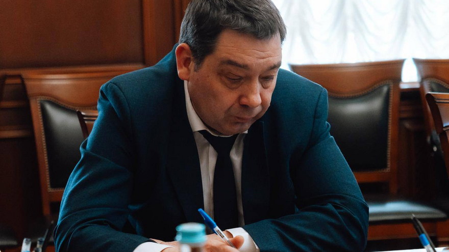 Исаев потребовал усилить борьбу с гололедом в Саратове