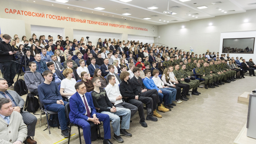 Сергей Наумов провел лекцию по военной истории России для 5 тысяч школьников и студентов ПФО
