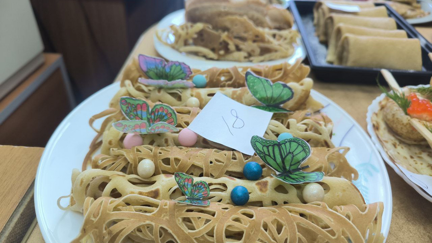 В Саратовской области глава района стал участником чемпионата по блинам
