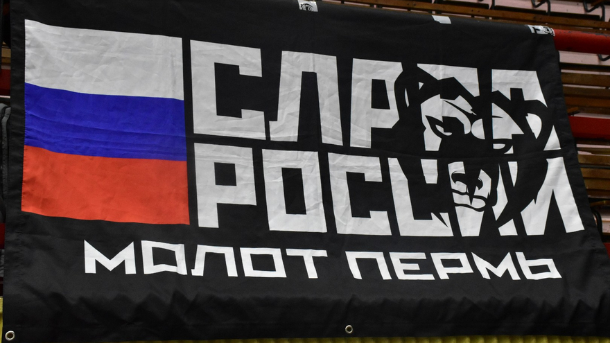 Молот всухую обыграл Кристалл в Саратове 