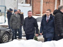 Сотни саратовцев встали в очередь ради прощания с Николаем Островским