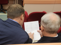 Депутаты сняли полномочия мэра Саратова с Михаила Исаева
