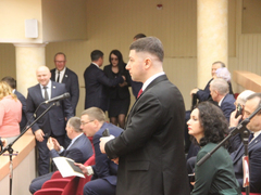 Депутаты сняли полномочия мэра Саратова с Михаила Исаева