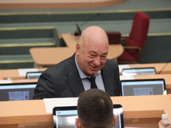 Депутаты сняли полномочия мэра Саратова с Михаила Исаева
