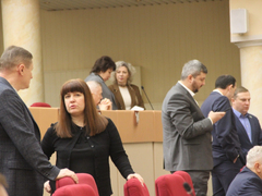 Депутаты сняли полномочия мэра Саратова с Михаила Исаева