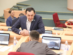 Депутаты сняли полномочия мэра Саратова с Михаила Исаева