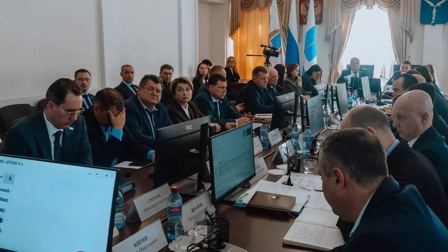 В Саратове собираются перемещать мешающие уборке улиц машины