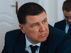 В Саратове собираются перемещать мешающие уборке улиц машины