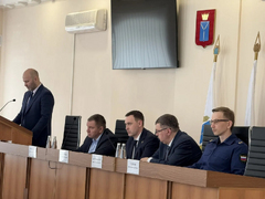 Глава Энгельсского района напомнил об ответственности за расчистку крыш и дворов