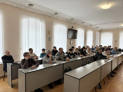 Глава Энгельсского района напомнил об ответственности за расчистку крыш и дворов