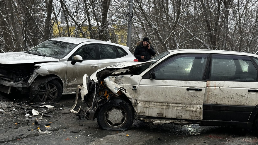 В Саратове ДТП привело к серьезным заторам