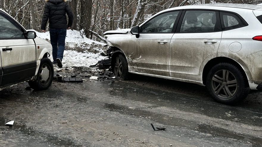 В Саратове ДТП привело к серьезным заторам