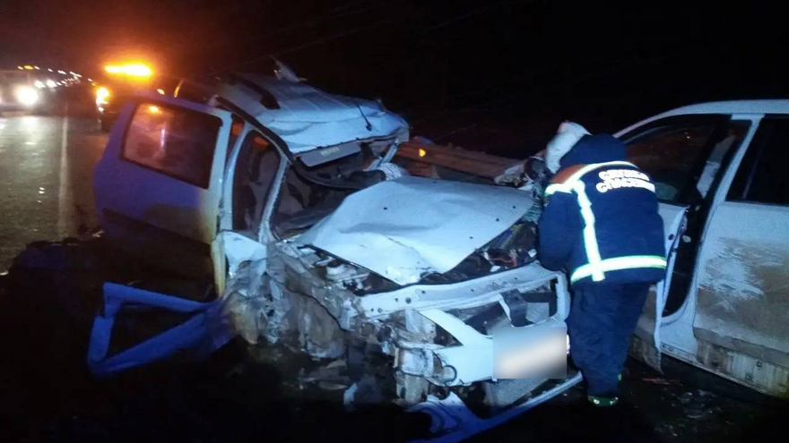 В ДТП под Ершовом погибли два человека