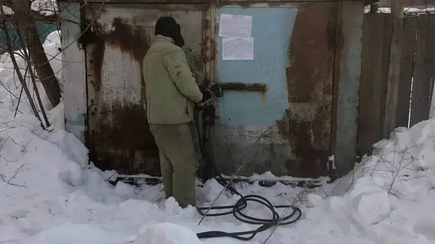 В Саратове с начала года снесли 111 незаконных ларьков и гаражей