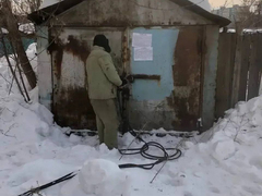 В Саратове с начала года снесли 111 незаконных ларьков и гаражей
