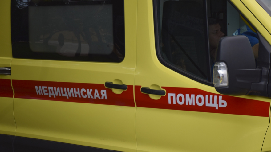 В поселке Возрождение радикал ударил ножом гуманиста