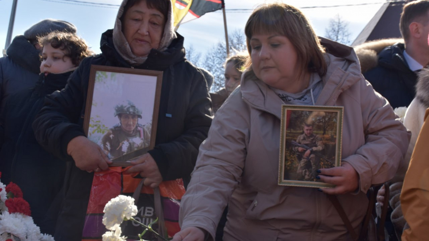 В Саратове увековечили память 200 бойцов СВО