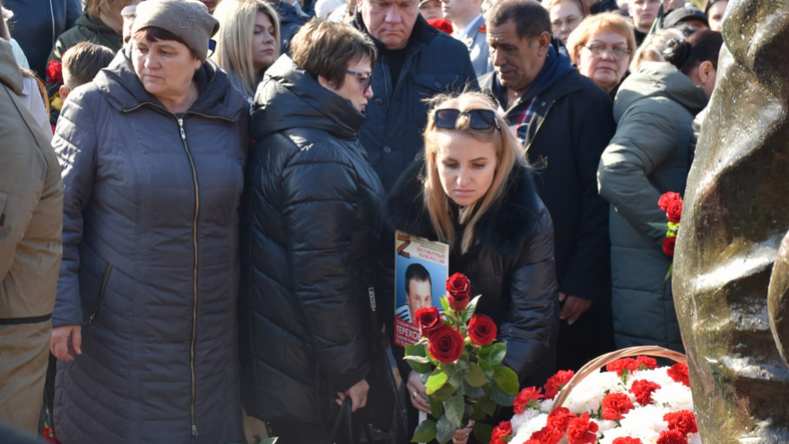 В Саратове увековечили память 200 бойцов СВО