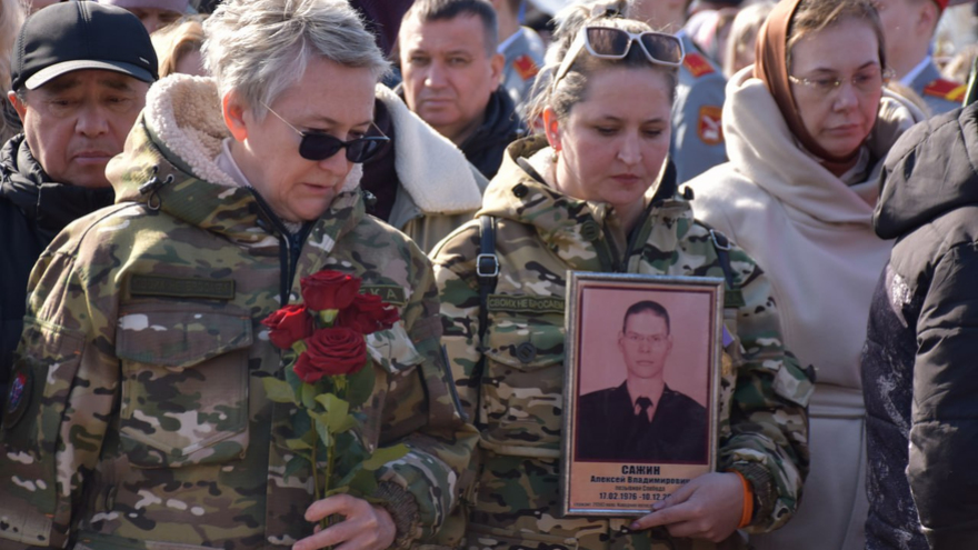 В Саратове увековечили память 200 бойцов СВО