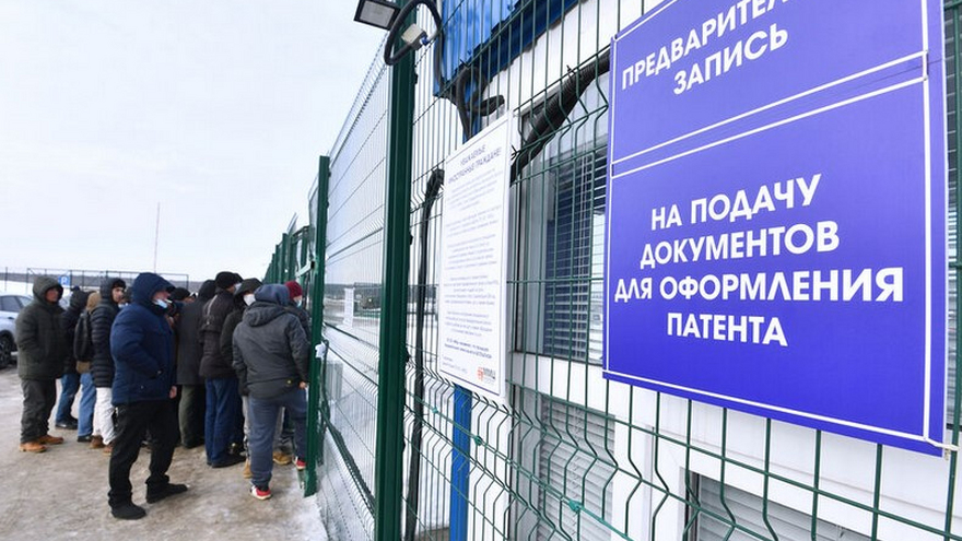 В России намерены ужесточить миграционную политику