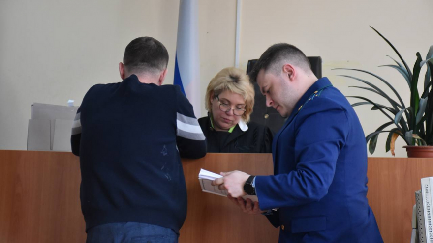Дело Бичигова. Полицейский разозлил водителя фразой о съемке мальчиков