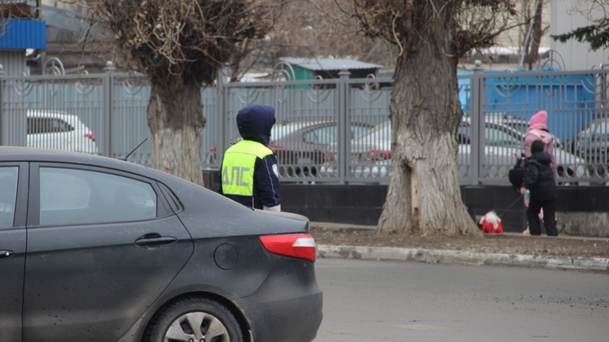 Губернатор потребовал добиваться повышения зарплат в Саратове