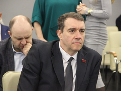 Губернатор потребовал добиваться повышения зарплат в Саратове